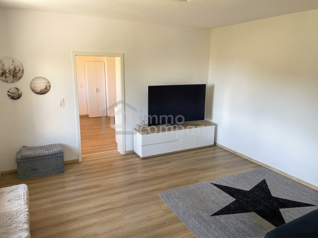 Umfassend saniertes Wohnhaus auf ca. 1.119 m² Grund mit XXL-Garten, Keller, Garagen, Ausbaupotenzial & ablösefreier Möblierung – Foto 5