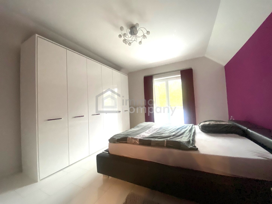Topgepflegtes Einfamilienhaus mit Pool, Sauna, großzügiger Terrasse sowie Garage und Carport – Foto 11