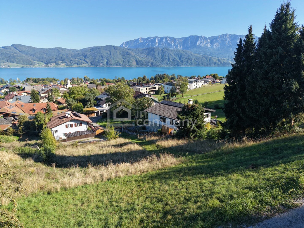Traumgrundstück in Nußdorf am Attersee – Wohnen mit einzigartigem See- und Gebirgspanorama – Foto 2