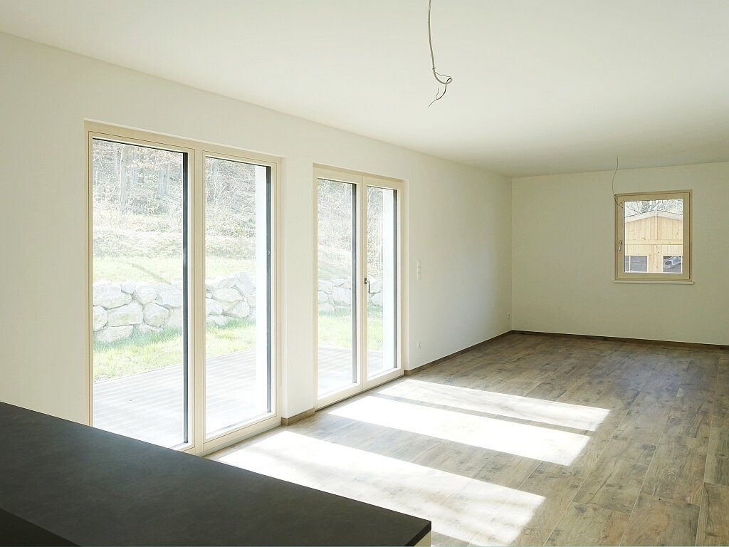 Luftwärmepumpe zum Heizen und Kühlen - 5 Zimmer DHH - ca. 139m2 Wohnfläche – Foto 5
