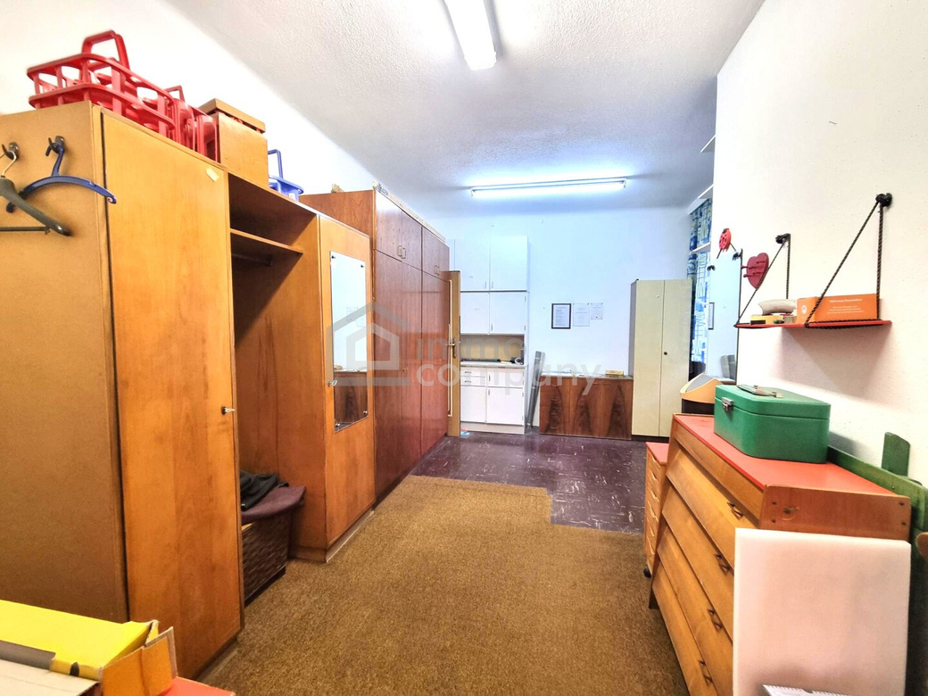 LICHTDURCHFLUTETE 3-4 Zimmerwohnung mit perfekter VERKEHRSANBINDUNG - WG-GEEIGNET – Foto 10