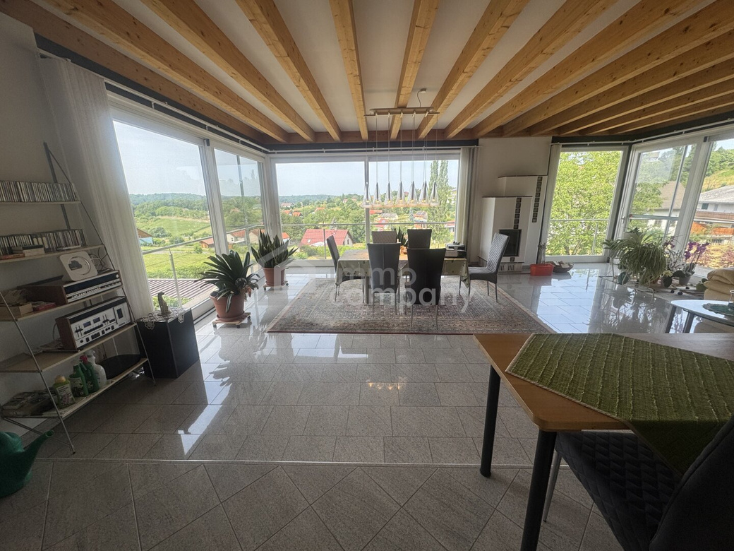 Großzügiges 7-Zi-Haus in Straden, Garten, Pool, Garagen, Balkon – 280 m² Wohnkomfort in Toplage – Foto 11