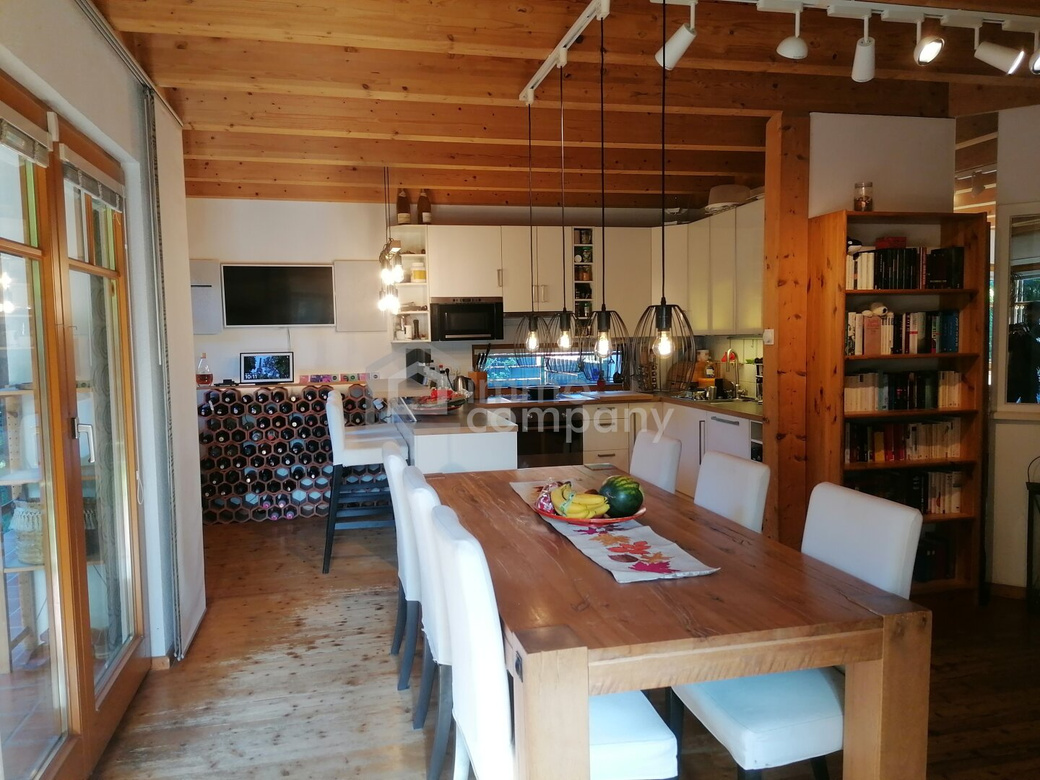Modernes Öko-Fertigteilhaus mit großem Grundstück, PV-Anlage, Luftwärmepumpe & idyllischem Garten in Markt Piesting – Foto 3