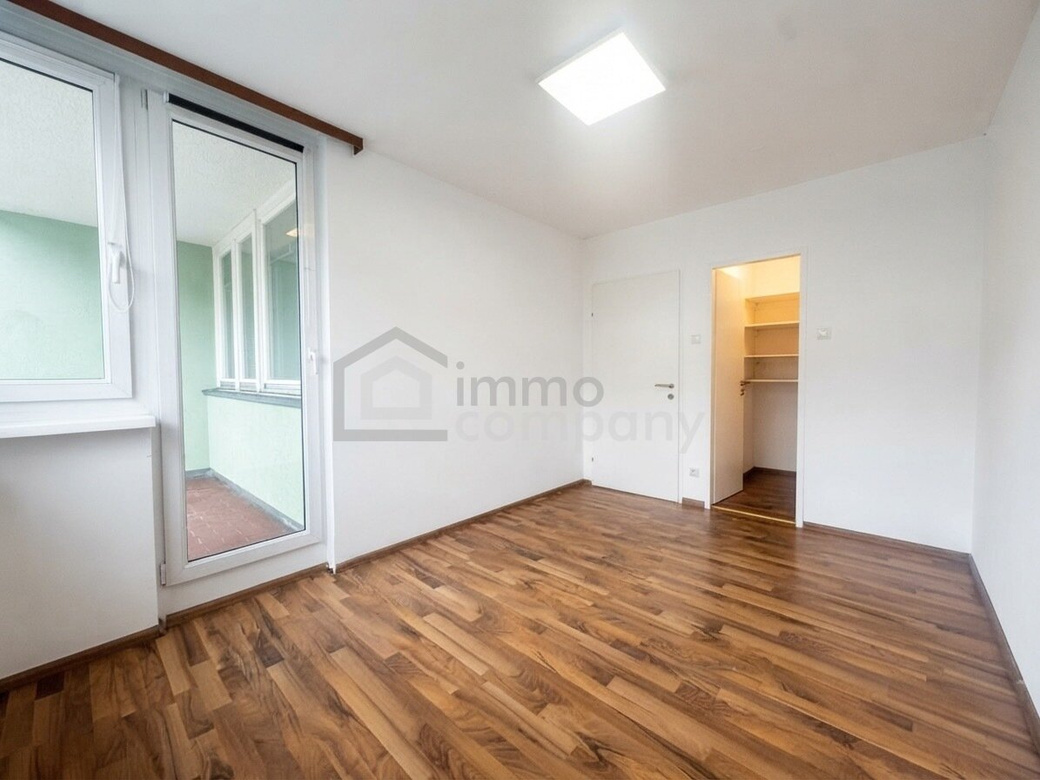 3 Loggien? Ja, wirklich! Großzügige 5-Zimmer-Wohnung in 1100 Wien – Foto 4