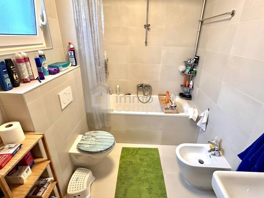 Große Doppelhaushälfte 174m², 6 Zimmer, Garten, Terrasse, Parkplatz – 1230 Wien, 580.000€ – Foto 9