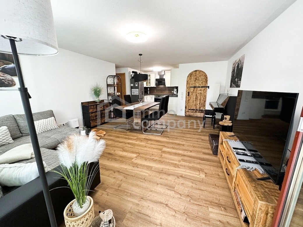DORNBIRN-Gartenwohnung/Terrassenwohnung, ca. 57 m2 + beheizter, ganzjährig nutzbarer Wintergarten ca. 19 m2, Gesamt-Wohn-NFL ca. 76 m2, Wohnempfinden/Wohlfühl-Atmosphäre wie in einer 3-Zimmer-Wohnung, inkl. 1 TG. – Foto 12