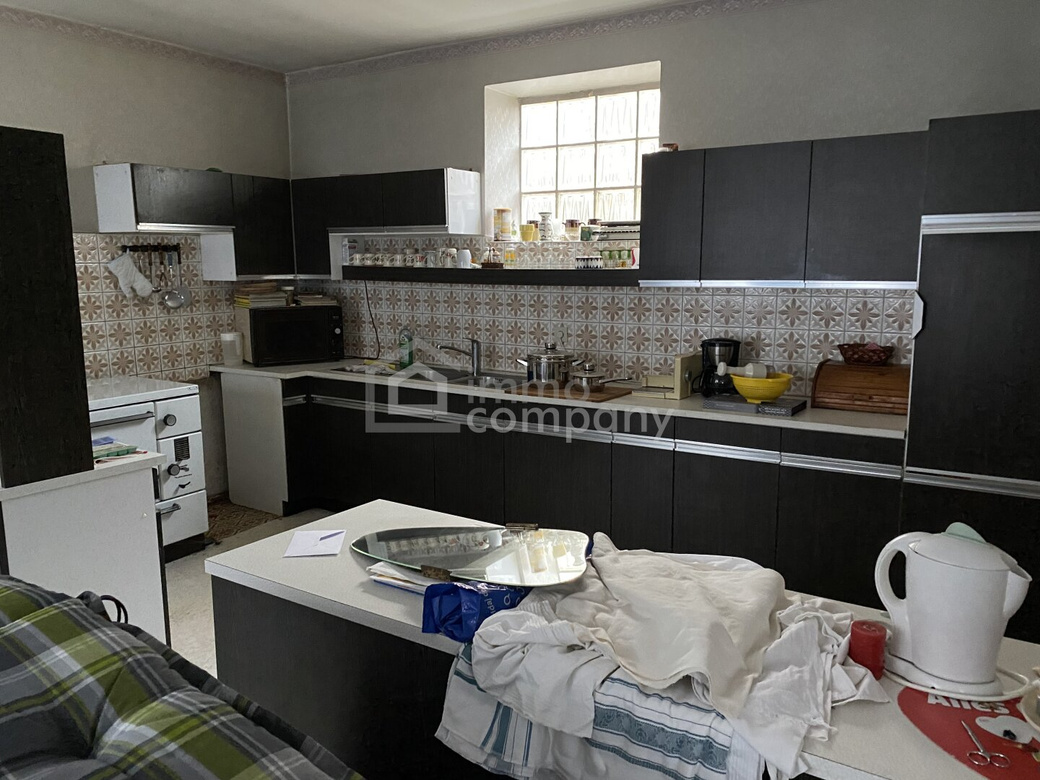 Traditionelles Bauernhaus mit historischem Weinkeller – Foto 3