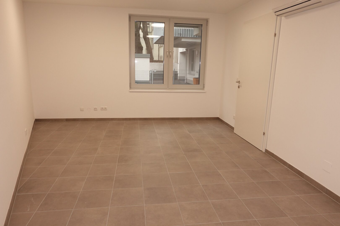 110 m² Geschäftslokal plus 36 m² Lager - ERSTBEZUG – Foto 4