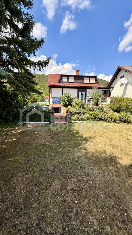 Großzügiges Einfamilienhaus mit Wintergarten, Vollkeller, Garage & schönem Garten in ruhiger Wohnlage – Foto 9