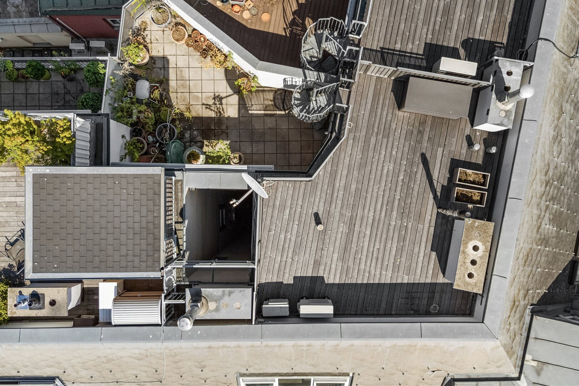 Wohnen über den Dächern: Exklusive Maisonette mit Terrassen & 360° Panoramablick – Foto 11