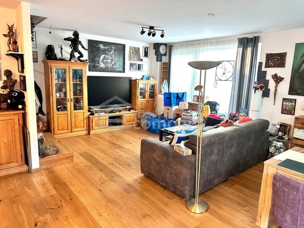 Große Doppelhaushälfte 174m², 6 Zimmer, Garten, Terrasse, Parkplatz – 1230 Wien, 580.000€ – Foto 3