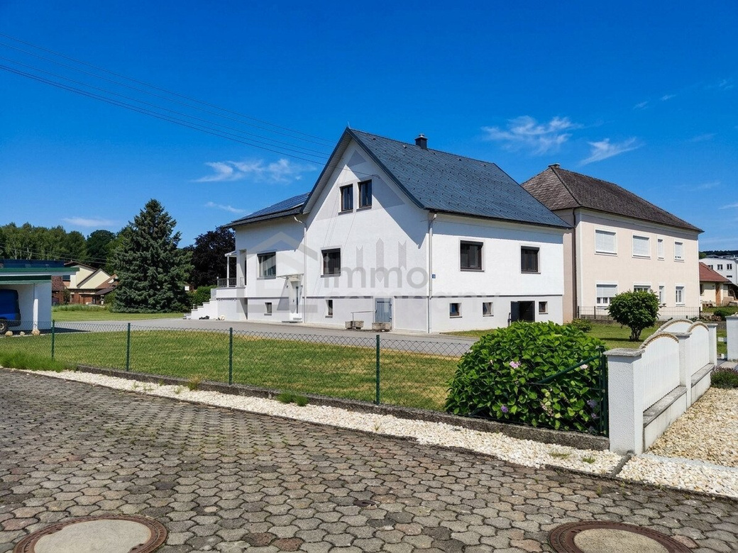 Modernes Einfamilienhaus in Kemeten: 8 Zimmer, Garten, Terrasse, 2 Garagen – Top! – Foto 11
