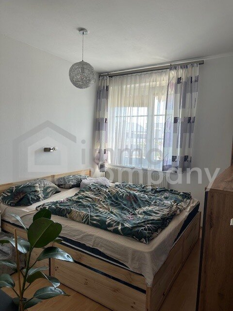 Moderne 2-Zi Dachgeschoßwohnung mit Balkon in Wiener Neustadt – 72m² – Foto 4