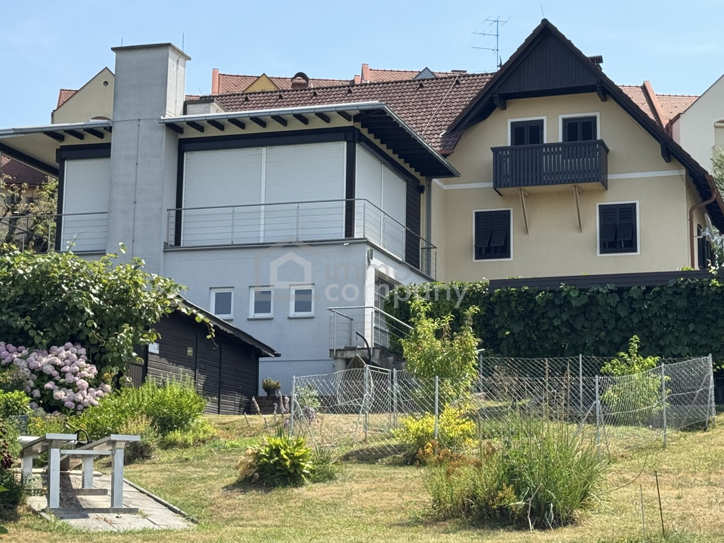 Großzügiges 7-Zi-Haus in Straden, Garten, Pool, Garagen, Balkon – 280 m² Wohnkomfort in Toplage – Foto 1