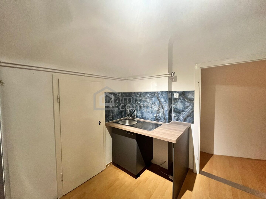 HIER KÖNNEN SIE SOFORT EINZIEHEN – Dachgeschosswohnung mit 3 Zimmer – Foto 4