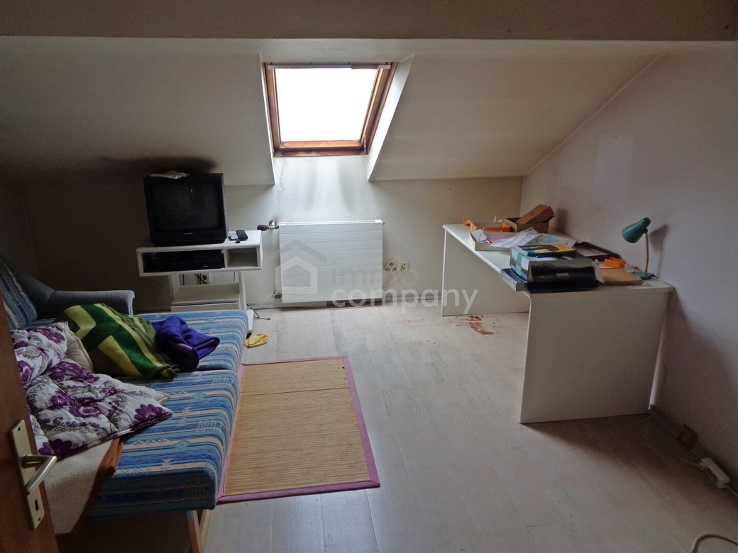 Neuer Preis!!! Interessantes Anlageobjekt für Firmensitz  oder ca. 18 Wohneinheiten! ...und weitere 1312m² Freifläche/ Baugrund für zB. Reihenhäuser um Euro 158.000!!! – Foto 7
