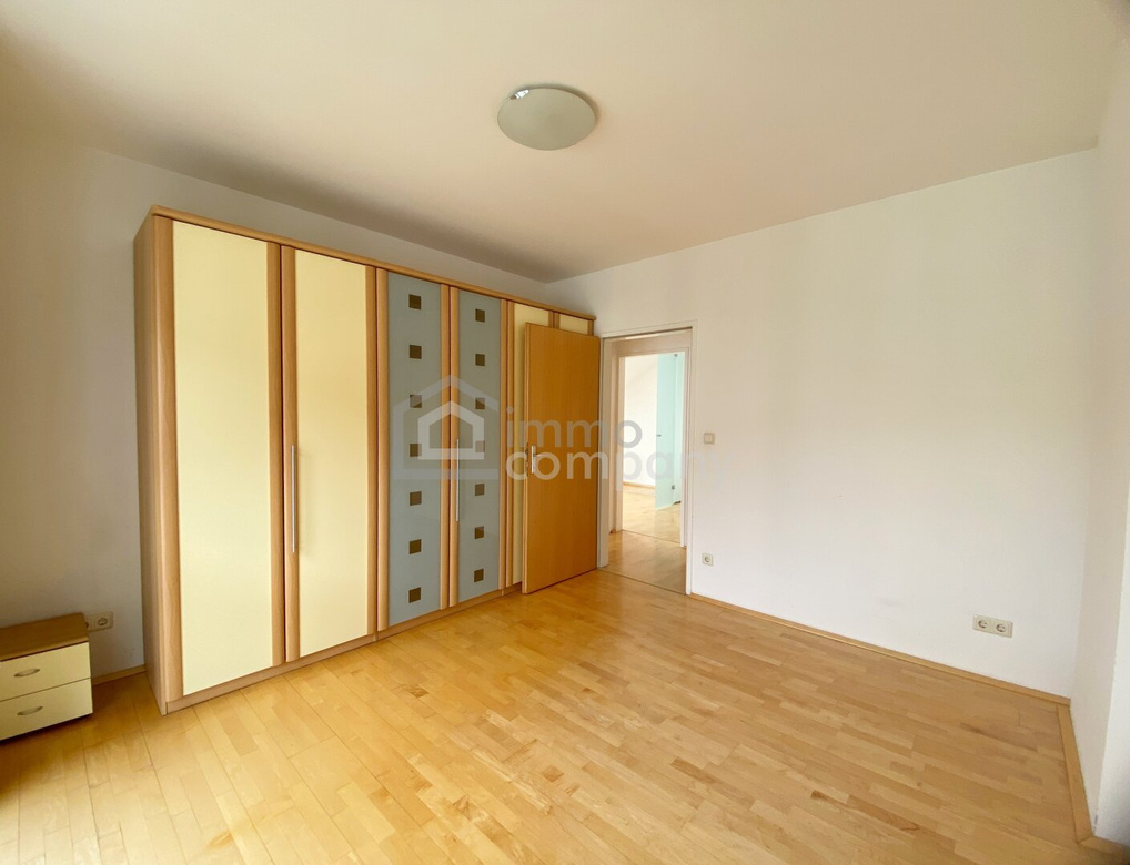 4-Zimmer-Wohnung in Krems mit Balkon, Garage, großen Kellerabteil und Fußbodenheizung mit Ausblick auf Stift Göttweig – Foto 6