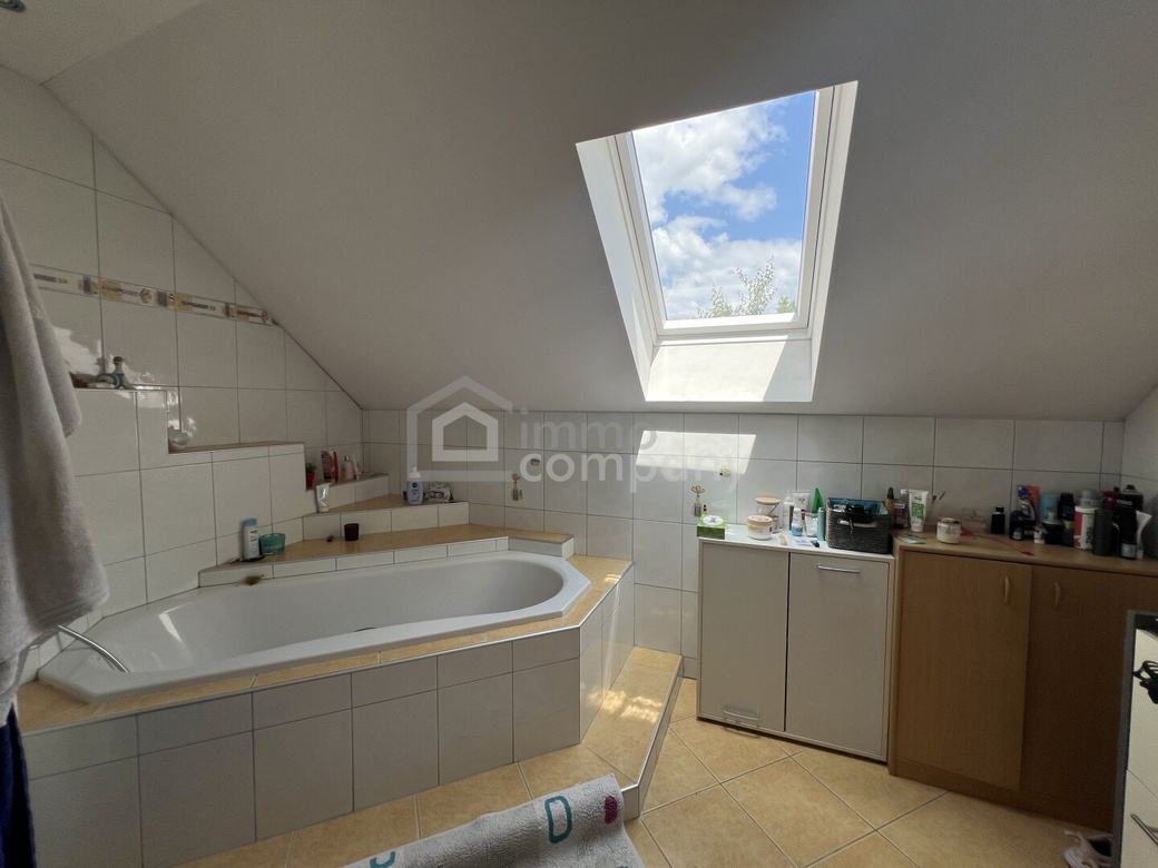 Einfamilienhaus mit 250qm Wohnfläche – Foto 8