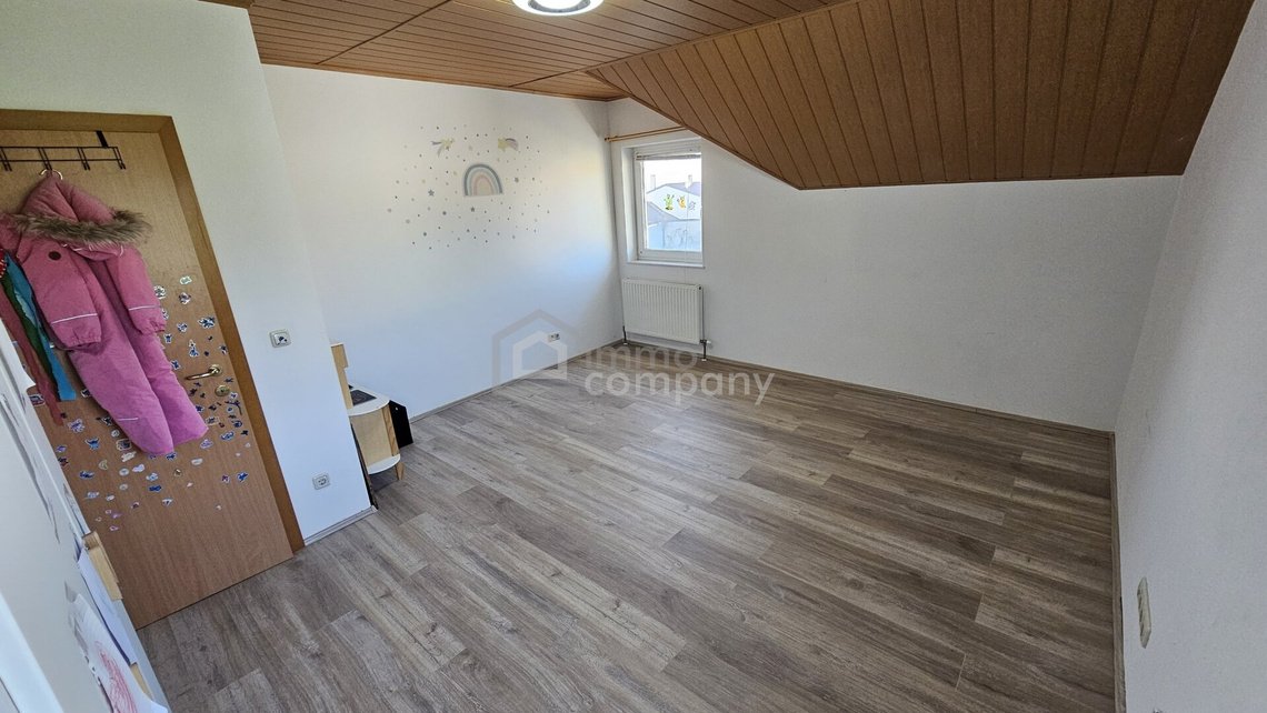 6 Zimmer, Pool, Pergola und Garage! Haus in Mannersdorf zu verkaufen! – Foto 6