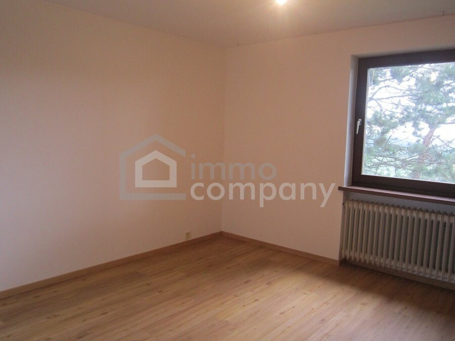 **Im Grünen** TOP – Mietwohnung in Zweifamilienhaus in sehr lockerer Streusiedlung – Foto 8