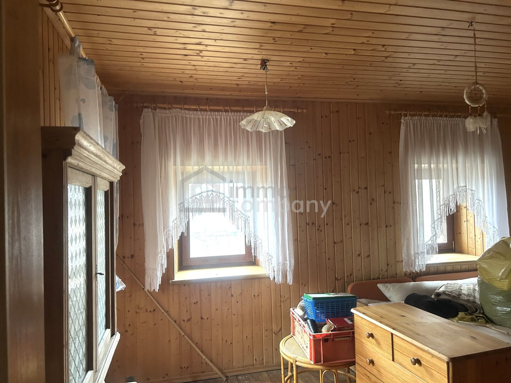 Sanierungsbedürftiger Streckhof mit Potenzial in schöner Höhen-bzw. Aussichtslage – Foto 9