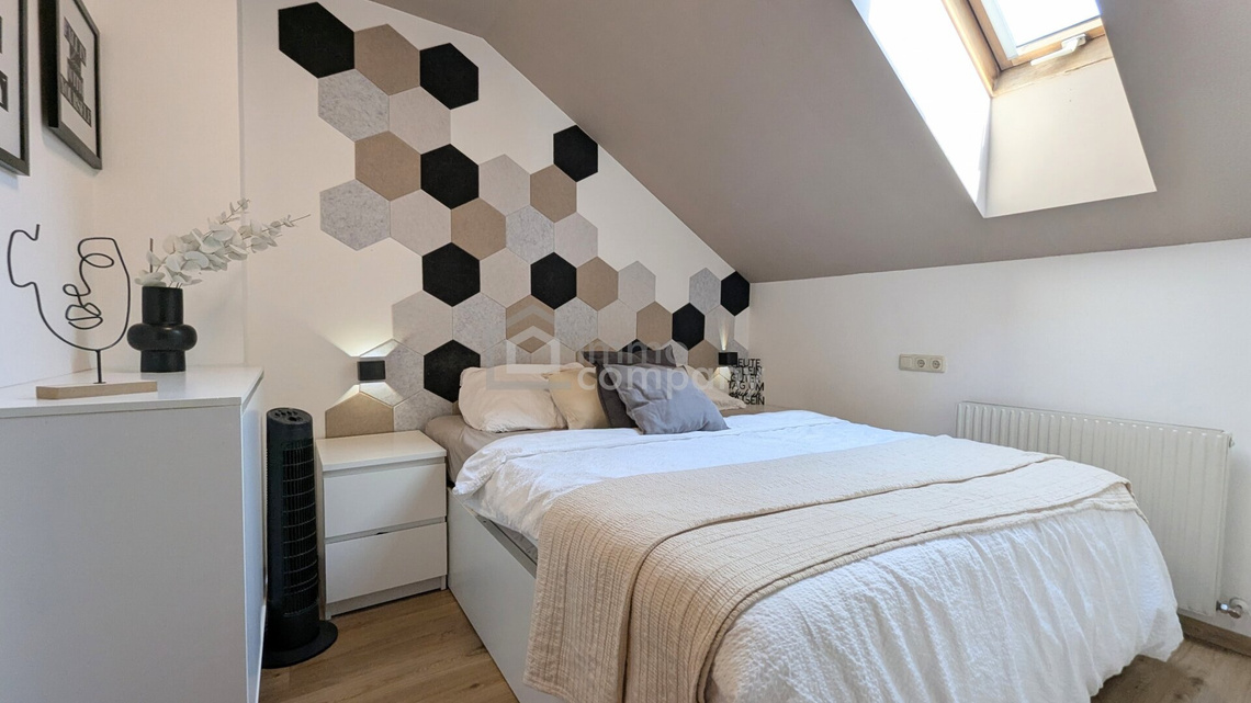 Hochwertig renovierte 4-Zimmer-Dachgeschosswohnung mit Bergblick in Vandans | 88m² Wfl. | 1 Garagenstellplatz & 1 Außenstellplatz | ruhige Sackgassenlage – Foto 8
