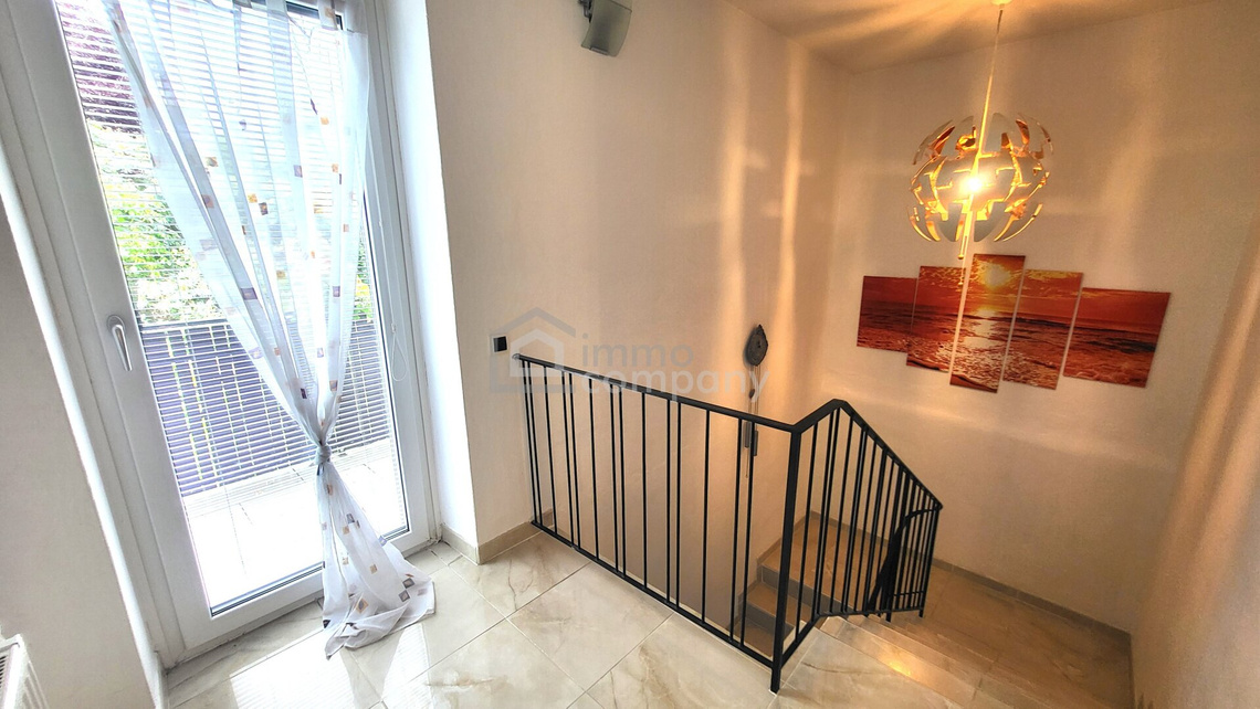 Familientraum nahe Graz: Renoviertes Haus mit Aussicht und viel Wohnfläche – Foto 7