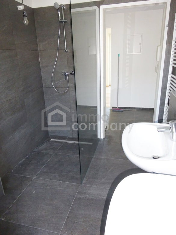 Erstklassiges Wohnen in Stockerau: Moderne 60m² Wohnung zum Erstbezug für nur 234.000€! – Foto 5