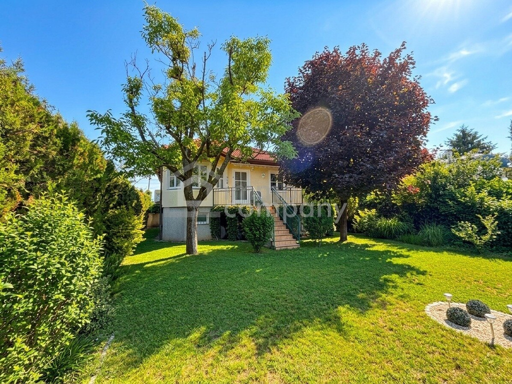 Charmanter Bungalow mit Garten, Terrasse & Carport in 1220 Wien – 3 Zimmer, 74m²! – Foto 1