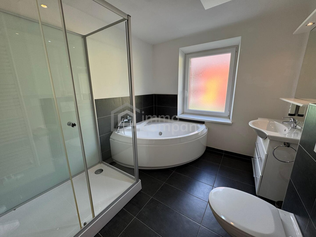 Anlagewohnung in Eisenerz – Balkon & Whirlpool – Foto 3