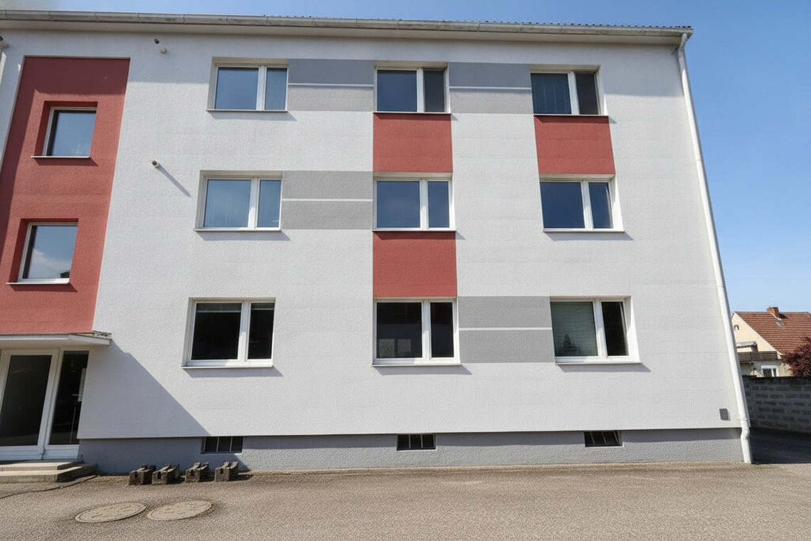 Voll möblierte Wohnung inkl. Garagenbox / Hofruhelage – Foto 1