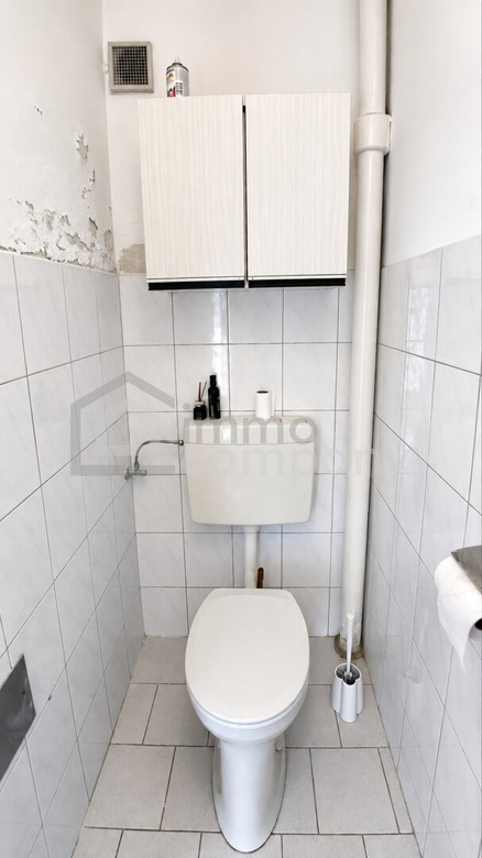 Renovierungsbedürftiges Haus mit zwei Wohneinheiten und viel Lagerfläche zu verkaufen! – Foto 7