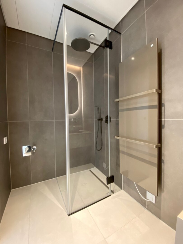 HOCHWERTIGES SINGLEAPARTMENT MIT TRAUMHAFTER FERNSICHT UND GROSSEM BALKON – Foto 9