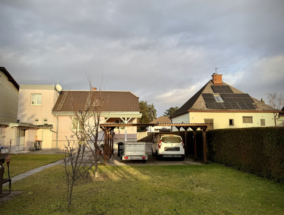 Renovierungsbedürftiges Einfamilienhaus mit großem Grundstück, 32min bis Wien Hauptbahnhof – Foto 1