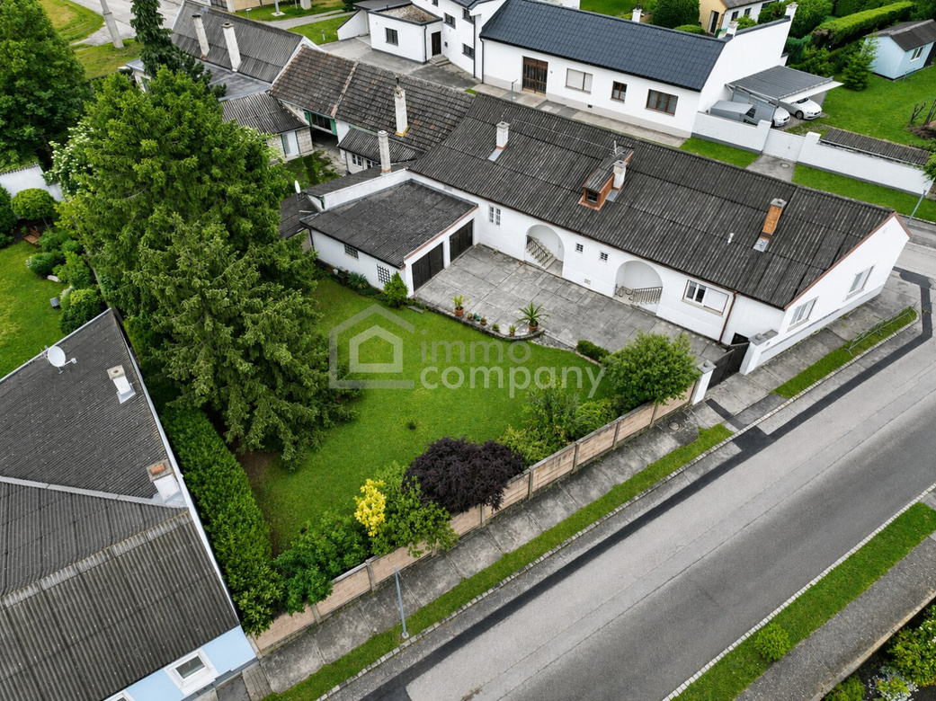 Haus in Ruhelage mit zwei Wohneinheiten in Mannersdorf/Leithagebirge zu verkaufen! – Foto 1