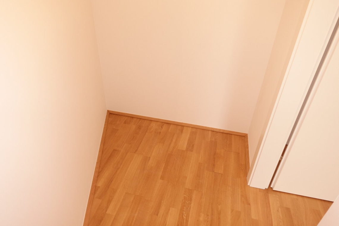 ERSTBEZUG 3 Zimmer DG-Balkon-Neubauwohnung – Foto 9