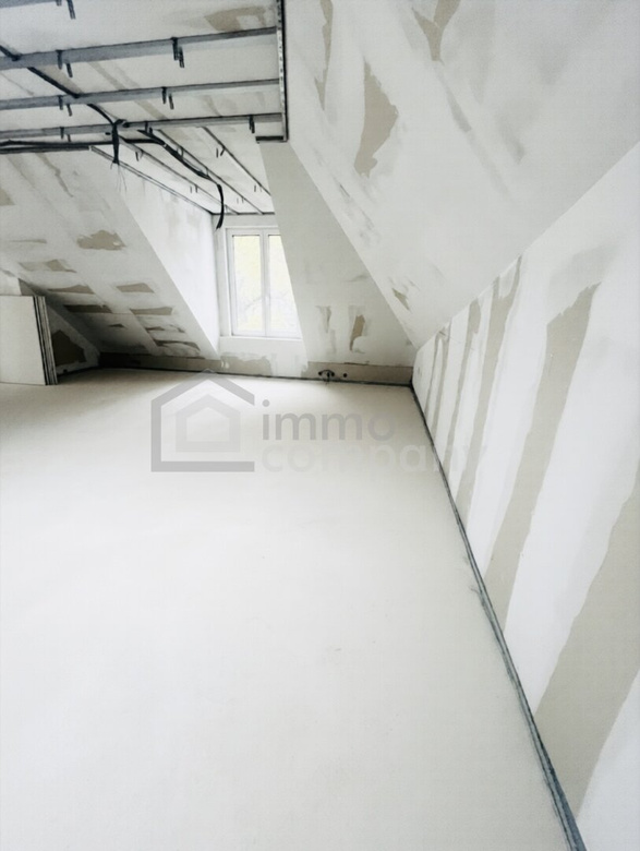 Einzigartige 2-stöckige Wohnung mit Terrasse und herrlicher Aussicht! Absolute Ruhe! 18. Bezirk. U6 – Foto 4