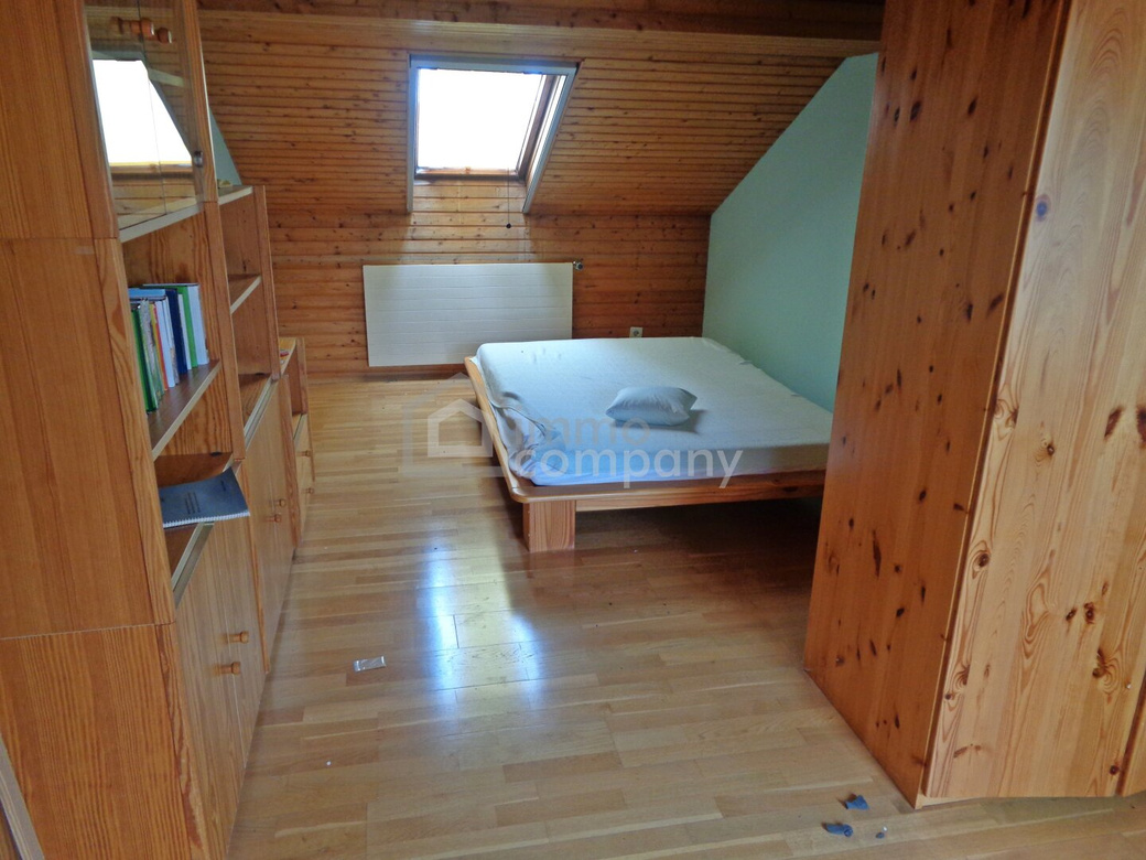 Neuer Preis!!! Interessantes Anlageobjekt für Firmensitz  oder ca. 18 Wohneinheiten! ...und weitere 1312m² Freifläche/ Baugrund für zB. Reihenhäuser um Euro 158.000!!! – Foto 8