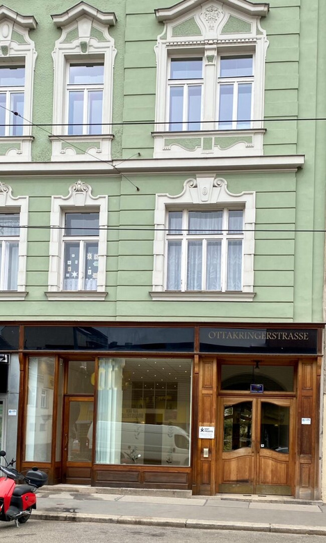 💖VINTAGE IN OTTAKRING - RENOVIERTES GESCHÄFTSLOKAL MIT GROSSER AUSLAGE UND WUNDERSCHÖNEM PORTAL – Foto 3