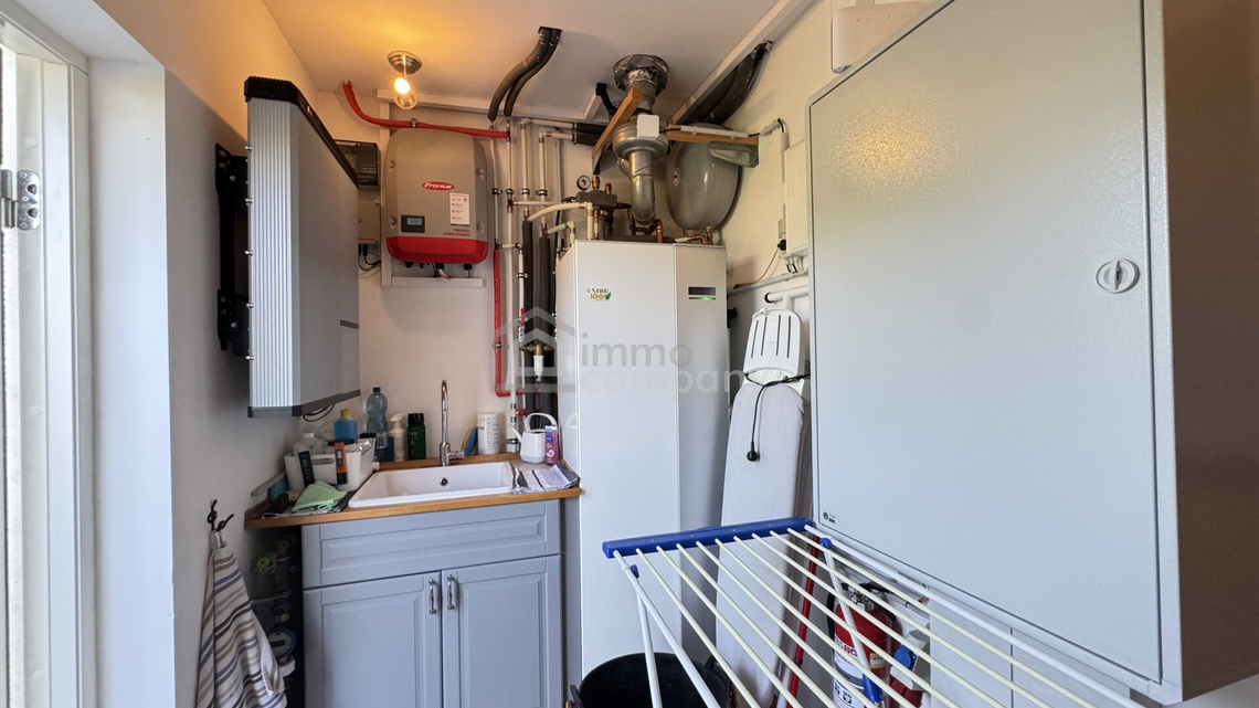 Schönes Wohnhaus in Gampern mit Balkon, Terrasse & Doppelgarage – Traumhaus! – Foto 8