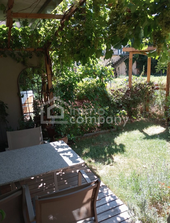 Exklusives Gartenapartment mit Südwest-Terrasse und Eigengarten – Foto 3