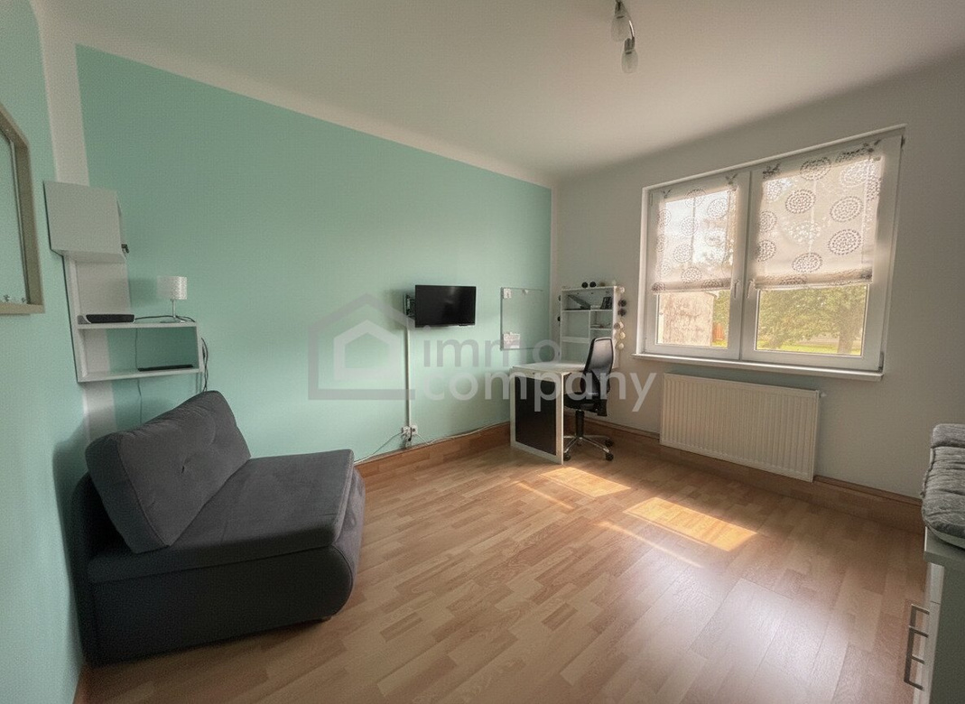 Wohnkomfort! Saniertes & Modernisiertes Einfamilienhaus auf Doppelgrundstück in Lassee, mit Garten, Carport & Salzwasserpool! – Foto 5