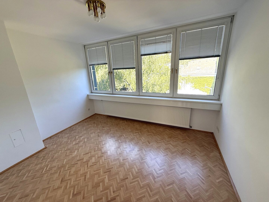 4 Zimmer Maisonetten-Wohnung auf 3 Ebenen in der Straßergasse – Foto 4