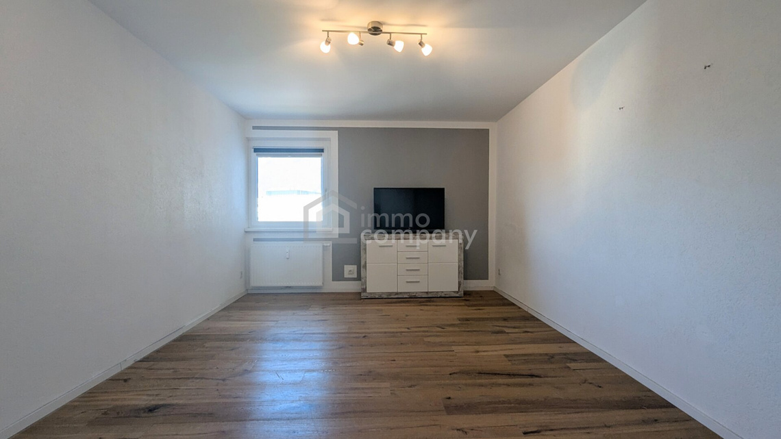 Exklusive 4-Zimmer Wohnung | 116m² Gesamtfläche | 100m² Wfl. | Loggia mit Südwestausrichtung | moderner Einrichtung | Bergblick – Foto 10