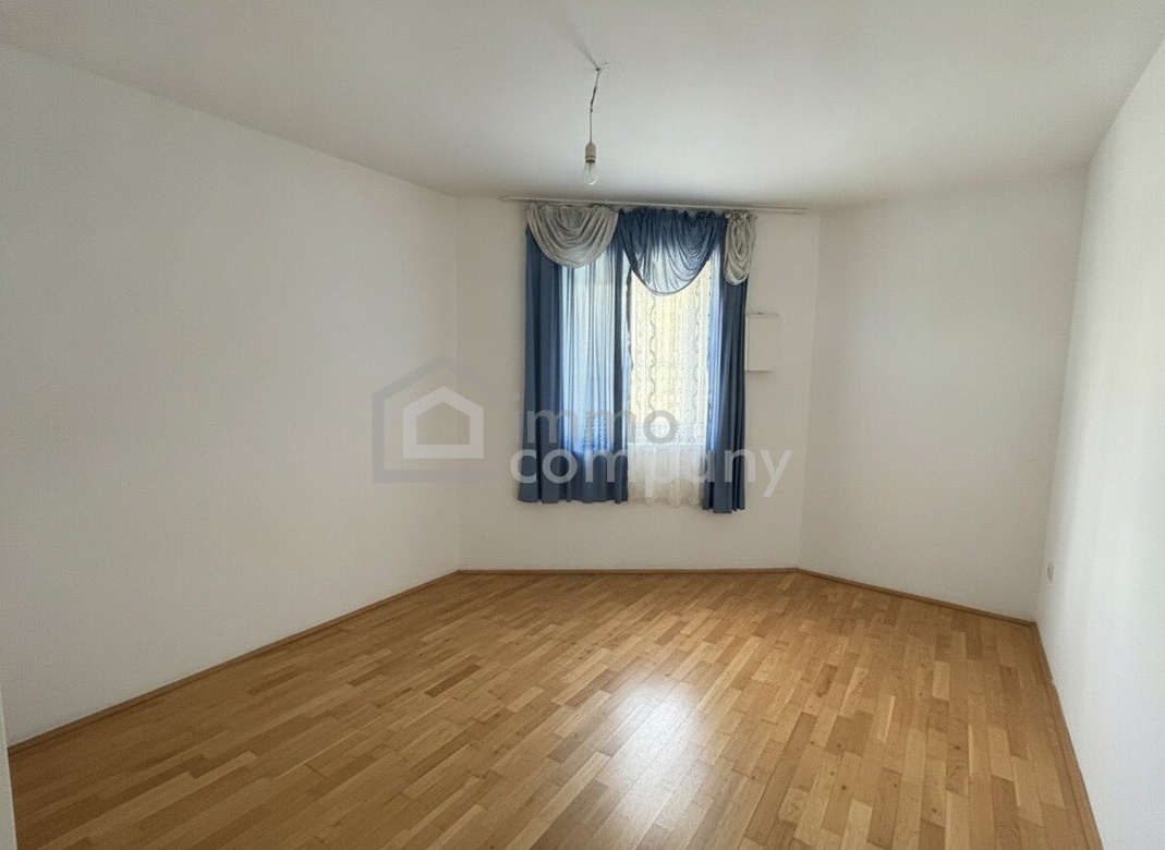PREISHIT! Sonnige 3-Zimmer-Wohnung mit Balkon und Tiefgaragenstellplatz – Foto 5