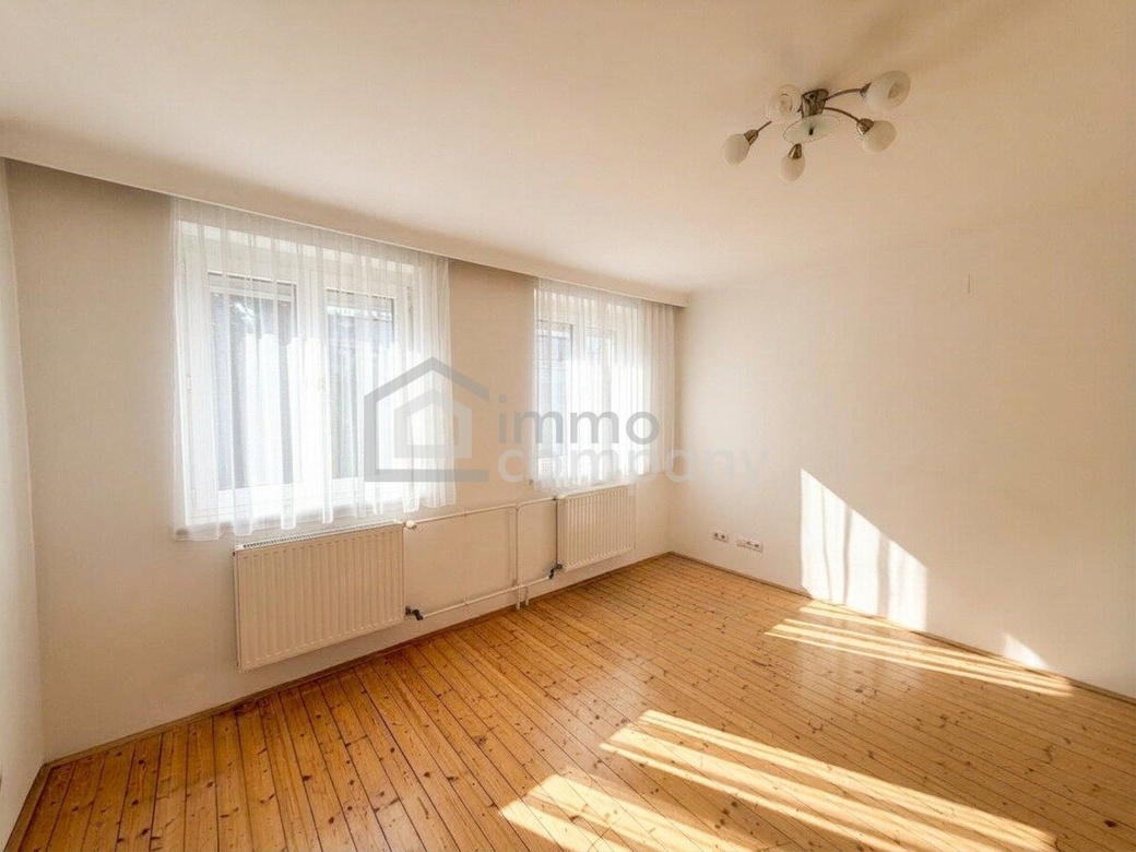 Charmantes 4-Zi-Einfamilienhaus mit Garten und Garage in 1220 Wien, 100m² Wohnfläche – Foto 7