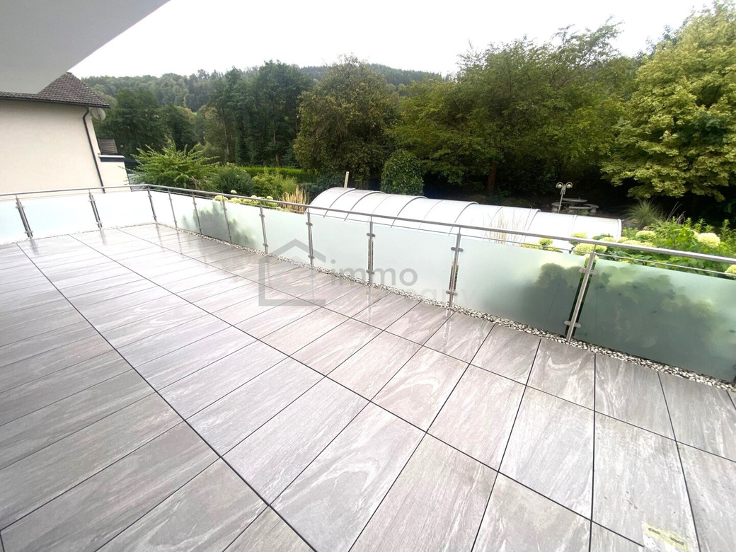 Topgepflegtes Einfamilienhaus mit Pool, Sauna, großzügiger Terrasse sowie Garage und Carport – Foto 7