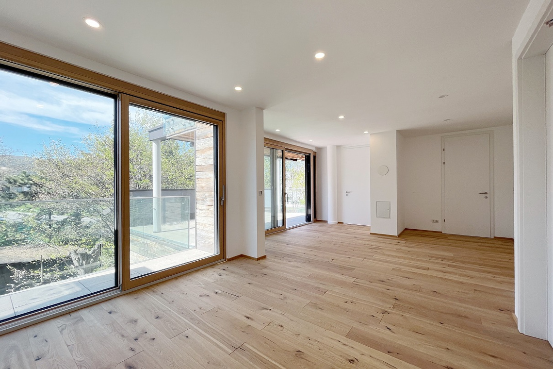 Westseitige 3 Zimmerwohnung mit ca. 30m² Terrasse und besonderem Wohngefühl! – Foto 3