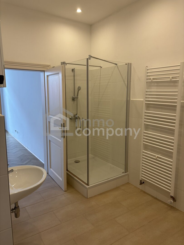 Vollrenovierte 2-Zimmer Wohnung 63m², wunderschönes Eckzinshaus! – Foto 5