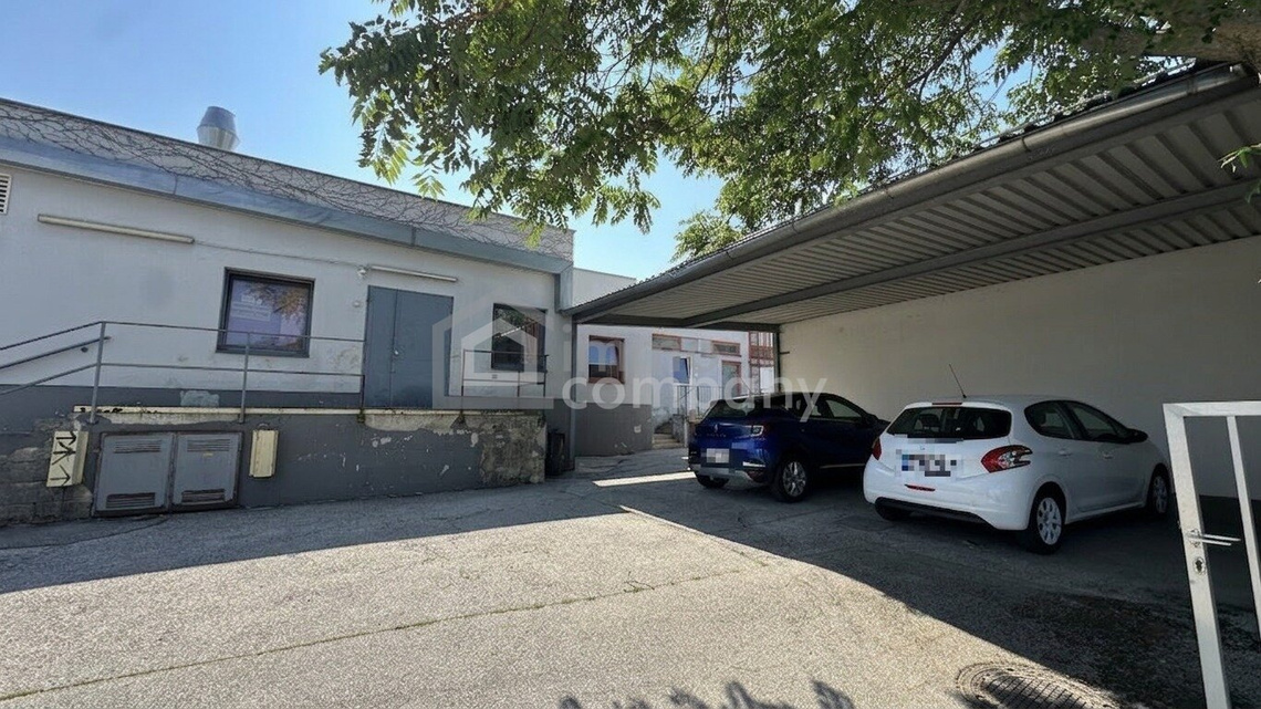 Stadthaus mit zwei Wohneinheiten und riesigem Geschäftslokal im Zentrum von Guntramsdorf – Foto 10